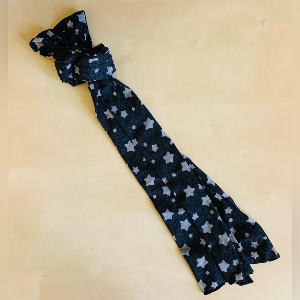 Starry Scarf - Picture 2 of 6